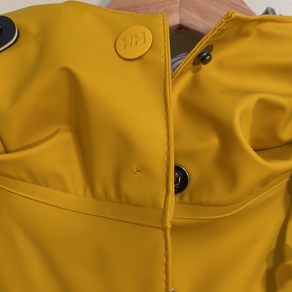 Helly Hansen Yellow Raincoat - Picture 4 of 10